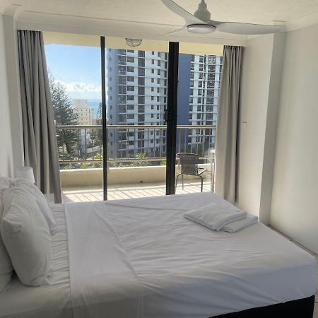 Aristocrat Apartments Gold Coast Exterior photo