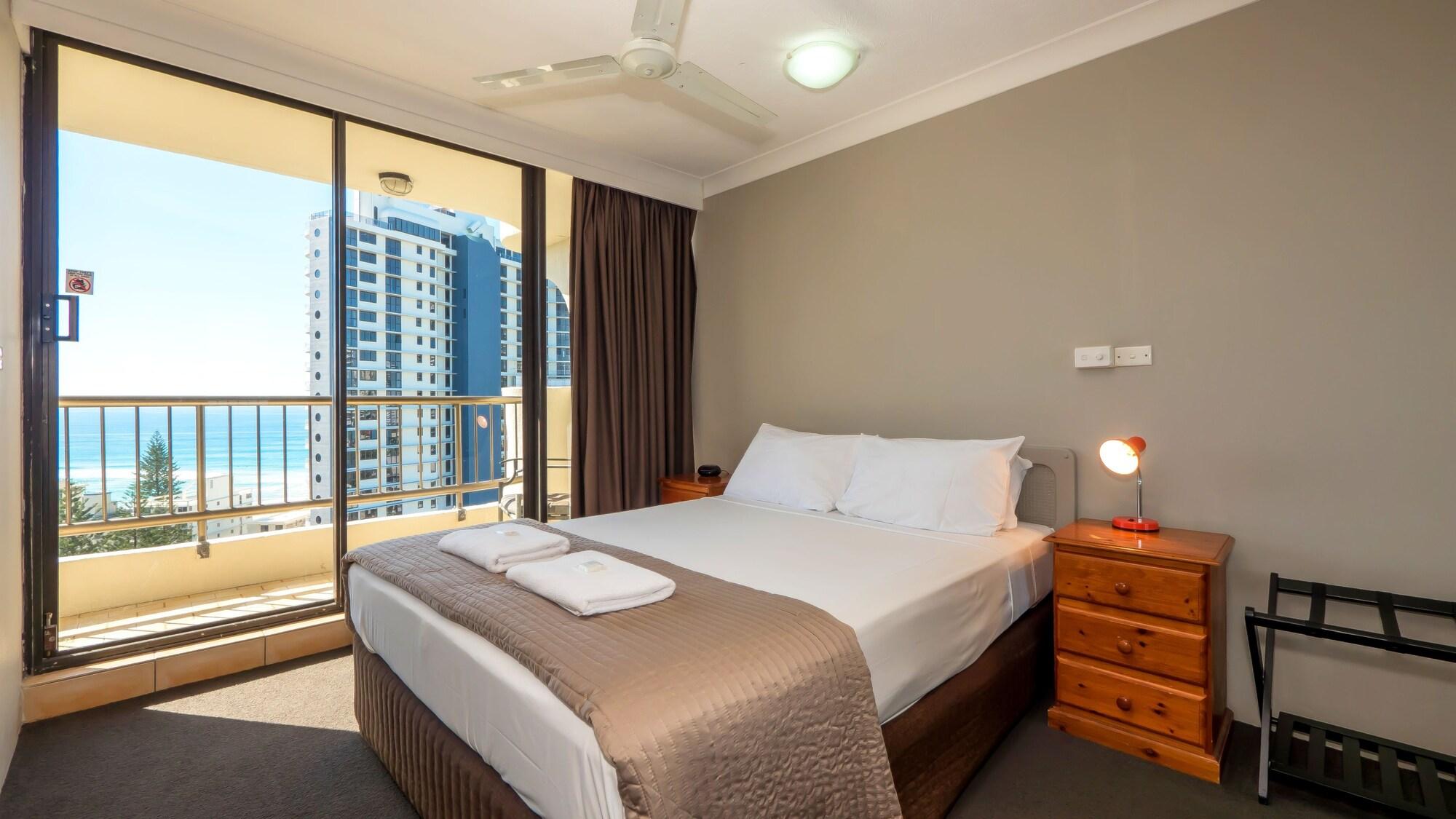 Aristocrat Apartments Gold Coast Exterior photo