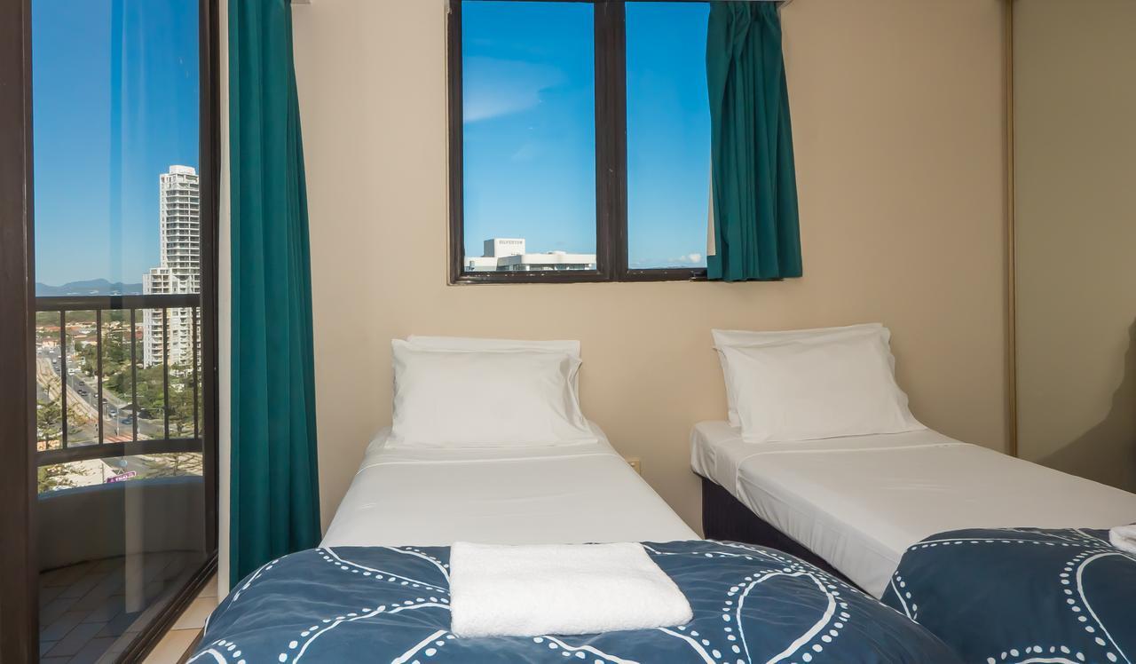 Aristocrat Apartments Gold Coast Exterior photo