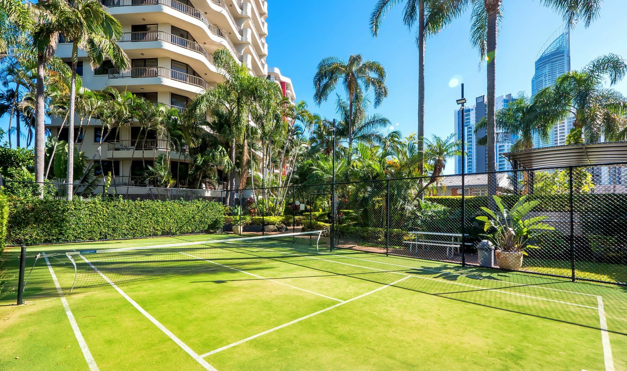 Aristocrat Apartments Gold Coast Exterior photo